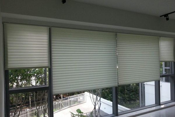 Wood Venetian Blind